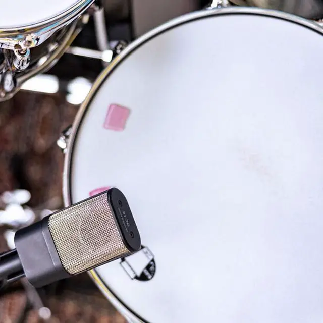 Alt view image 7 of 7 - Austrian Audio OC16 Large-Diaphragm Cardioid Condenser Microphone