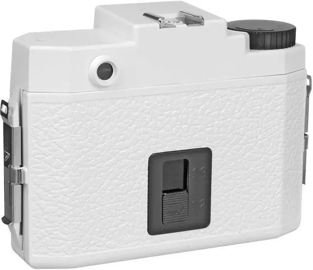 Alt view image 2 of 6 - Holga 120N Camera - White