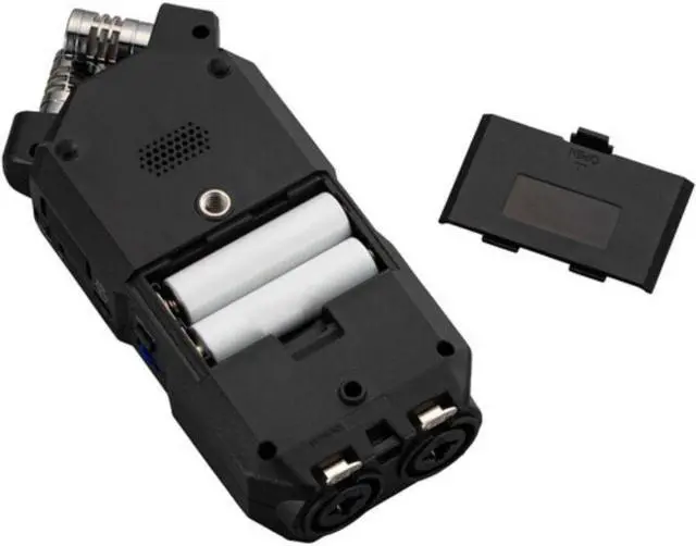 Alt view image 7 of 7 - Zoom H4essential 4-Track 32-Bit Float Portable Audio Recorder