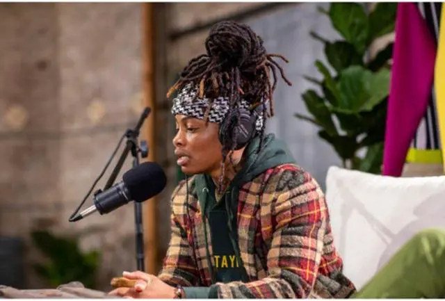 Alt view image 6 of 7 - Zoom ZDM-1 Dynamic Microphone