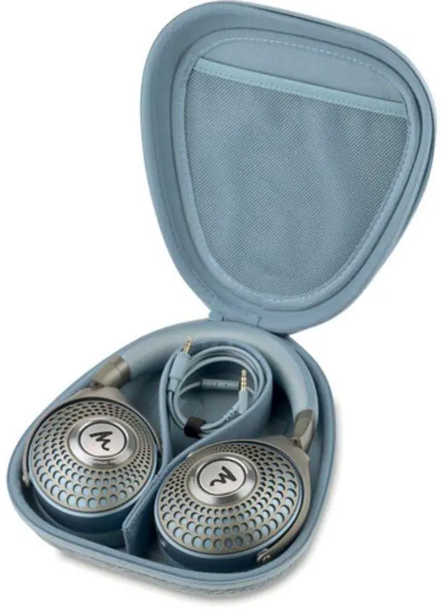 Alt view image 4 of 7 - Focal Azurys Over-Ear Closed-Back Headphones (Blue)