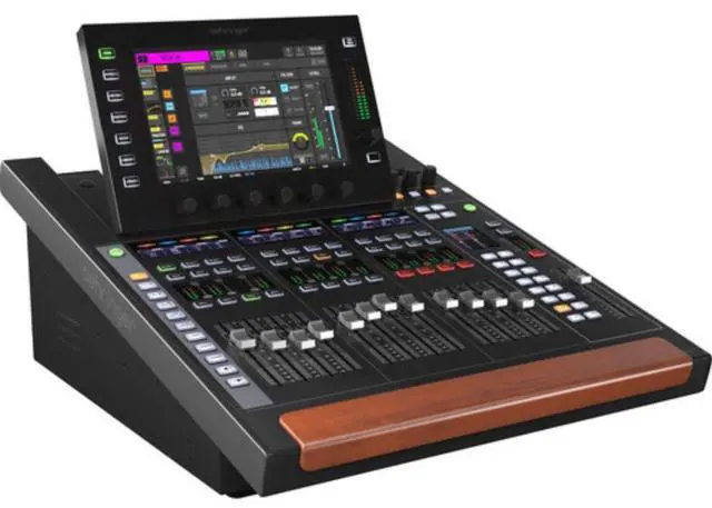 Alt view image 4 of 7 - Behringer WING COMPACT 48-Channel / 28-Bus Full-Stereo Digital Mixing Console (Pro Black)