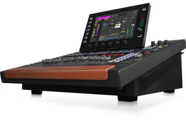 Alt view image 5 of 7 - Behringer WING COMPACT 48-Channel / 28-Bus Full-Stereo Digital Mixing Console (Pro Black)