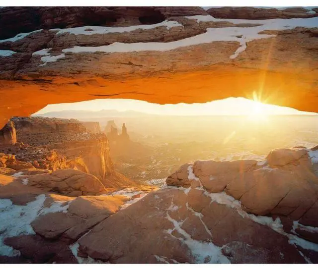 Alt view image 3 of 6 - Kodak Professional Portra 400 Color Negative Film (120 Roll Film, 5-Pack)