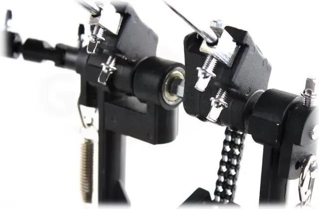 Alt view image 4 of 7 - Deluxe Double Kick Drum Pedal for Bass Drum by GRIFFIN | Twin Set Foot Pedal | Quad Sided Beater Heads | Dual Pedal Two Chain Drive Percussion Hardware | Impressive Response for Metal & Rock Drummers