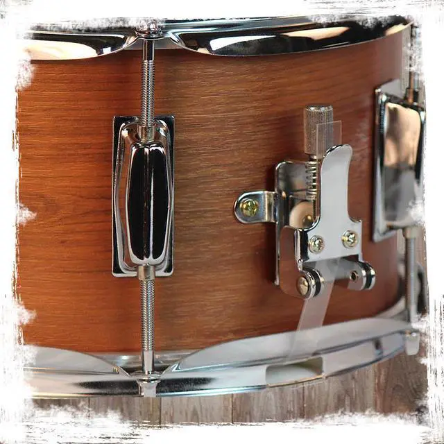 Alt view image 6 of 7 - Popcorn Snare Drum by GRIFFIN | Soprano Firecracker 10" x 6" Poplar Wood Shell with Hickory PVC | Concert Percussion Musical Instrument with Drummers Kit Key & Deluxe Snare Strainer Throw Off Set