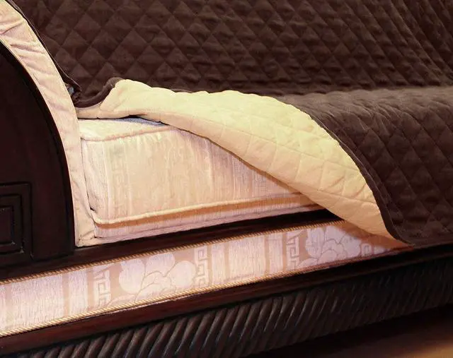 Alt view image 2 of 6 - Reversible Sofa Cover Sofa Slipcover Stylish Furniture Protector