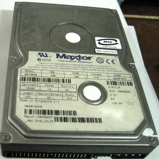Alt view image 5 of 5 - Maxtor DIAMONDMAX 98196H8 80GB 5400 RPM IDE Ultra ATA100 / ATA-6 3.5" Hard Drive Bare Drive