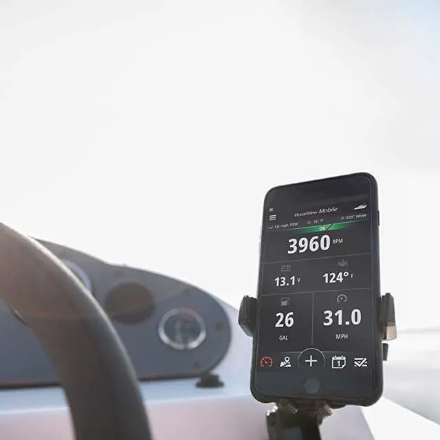 Alt view image 3 of 7 - VesselView Mobile - Connected Boat Engine System for iOS and Android Devices