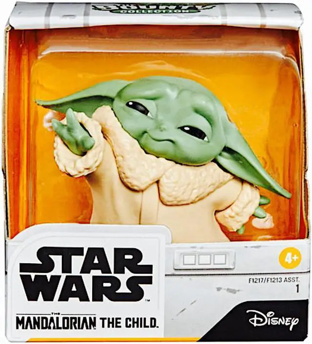 Main image of The Child (Baby Yoda) Force Moment Star Wars the Mandalorian Bounty Collection Figure 2.5"