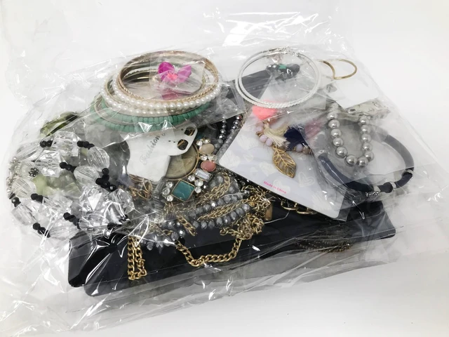 Main image of 1 Lb 1 Pound High End Quality Earrings Necklace Bracelets Wholesale Jewelry Lot