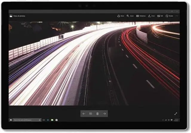 Alt view image 3 of 4 - Microsoft Surface Pro GWP-00001 256GB Intel Core i5-7300U X2 2.6GHz 4G LTE 12.3",
