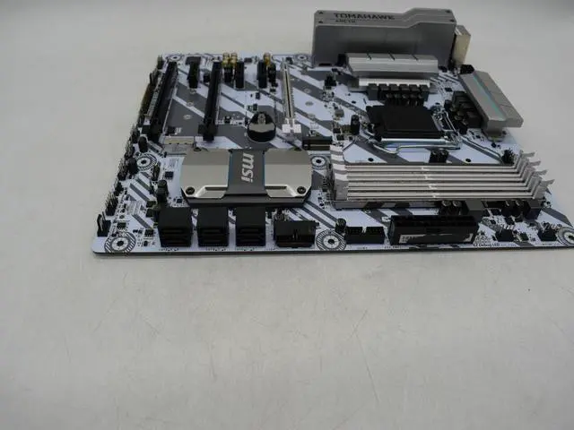 Alt view image 10 of 12 - MSI H270 TOMAHAWK ARCTIC LGA 1151 Intel H270 HDMI USB 3.1 ATX Motherboards - Intel