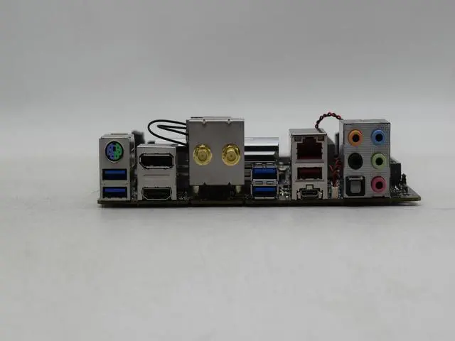 Alt view image 9 of 13 - SUPERMICRO MBD-C7Z370-CG-IW-O LGA 1151 (300 Series) Intel Z370 HDMI Mini ITX Intel Motherboard