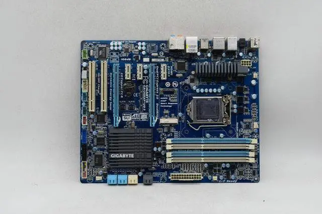 Alt view image 4 of 8 - Gigabyte GA-Z68XP-UD3 ATX Motherboard - LGA1155 Socket - Intel Z68 - HDMI, SATA 6 Gbps - USB 3.0 - DDR3 SDRAM