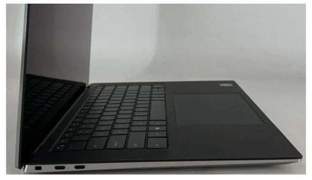 Alt view image 2 of 3 - Dell Precision 5560 I7-11800H 2.3 GHz 32GB 512GB 15.6" Laptop Condition: Good