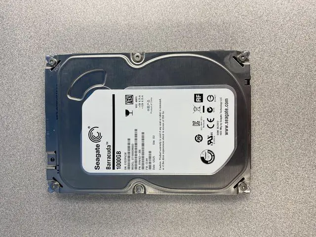 Main image of Seagate ST1000DM003 1TB 7.2K 6GB SATA 3.5" Hard Drive