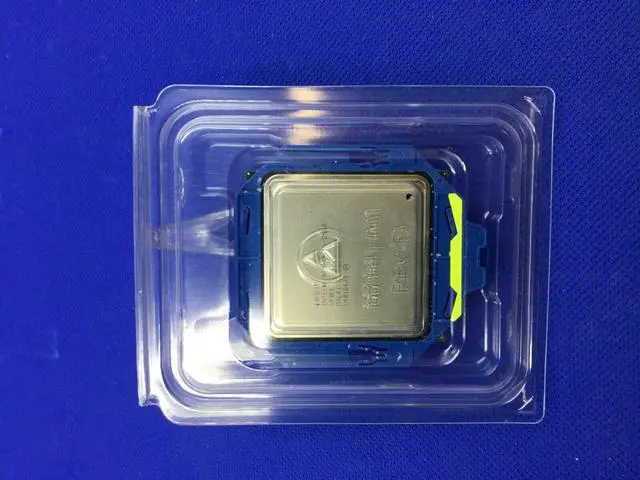 Alt view image 2 of 2 - E5-2660 INTEL XEON PROCESSOR E5-2660 2.20GHZ 20M 8 CORES 95W C2 CPU SR0KK