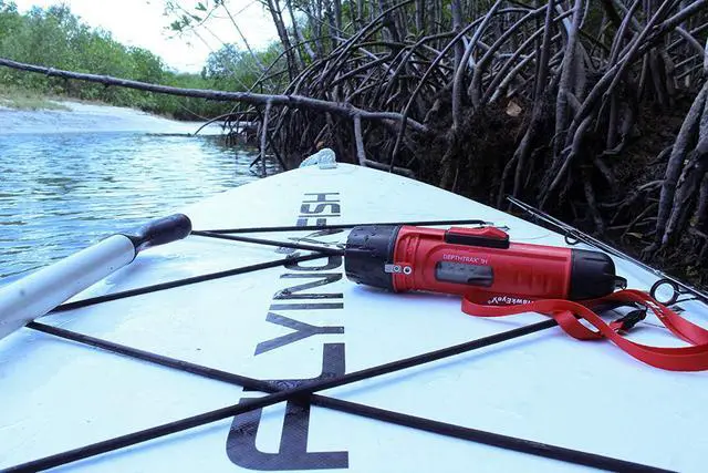 Alt view image 5 of 6 - Good Product Outlet DT1H Handheld Depth Finder with Temperature, 300 Feet