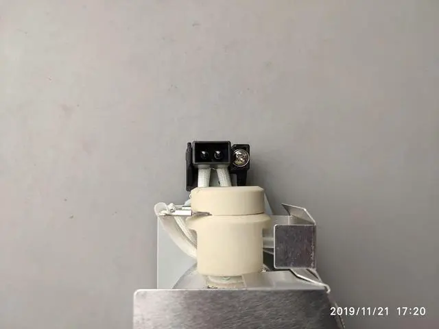 Main image of OEM 5J.J7L05.001 Assembly with Genuine Original Bulb Inside with Housing Compatible with BENQ HT1075 HT1085ST W1070 W1080ST Projectors with one Year warrnty White