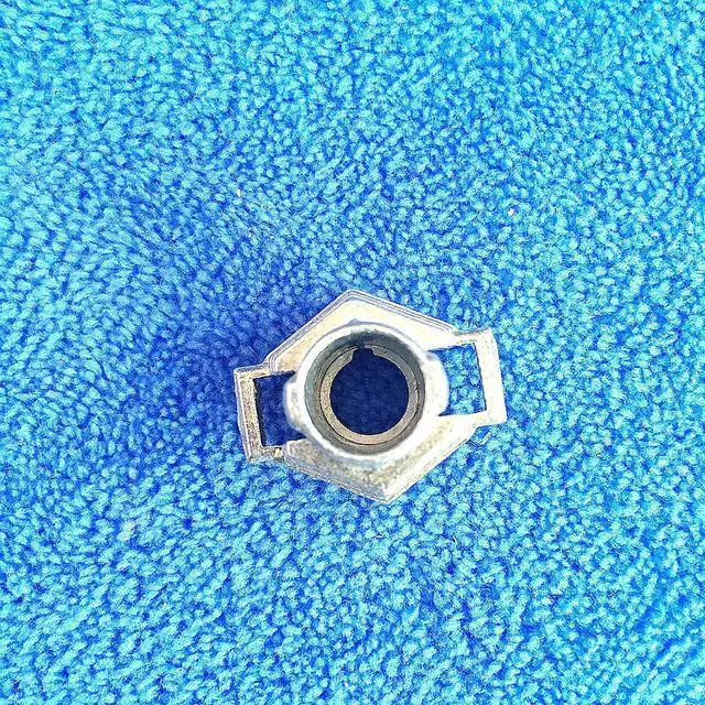 Alt view image 5 of 7 - Limited Edition Collect 8pcs Beyblade Burst 4D metal fight Alloy Metal TRACK++BOTTOM fashion Glaive Loop