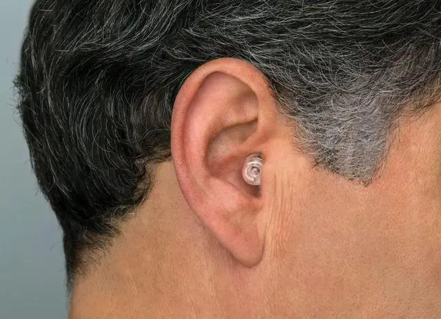 Alt view image 10 of 10 - Etymotic Research ER20XS Standard Fit High-Fidelity Earplugs (Clear/Frost)