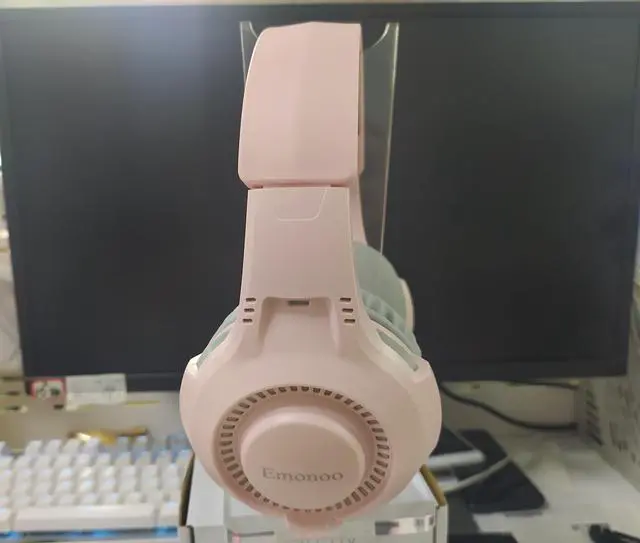 Alt view image 3 of 4 - Emonoo Gaming Headset for PC Gamer Pink