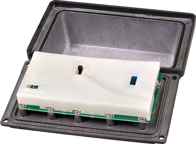 Alt view image 5 of 7 - CM-7777V3 Titan 2 High Gain TV Antenna Preamplifier [Version 3]