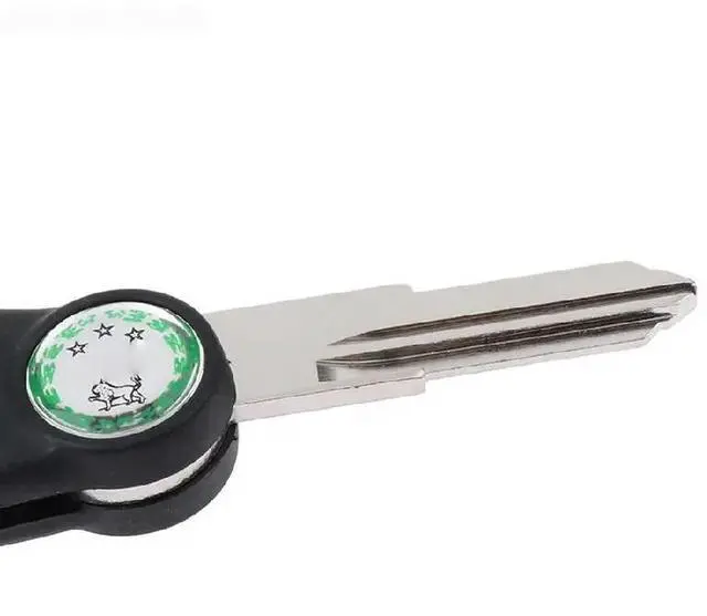 Main image of Foldable Key Blank for TRK502