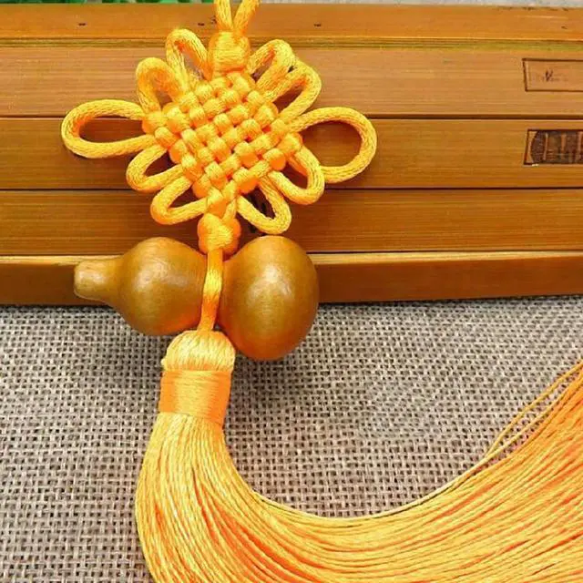 Main image of Chinese Knot Gourd Pendant Feng Shui