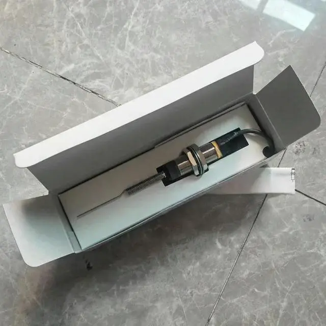 Main image of FOR D5C-1DS0 CJ2M-CPU32 CJ1W-AD081-V1 CJ1W-PA205R