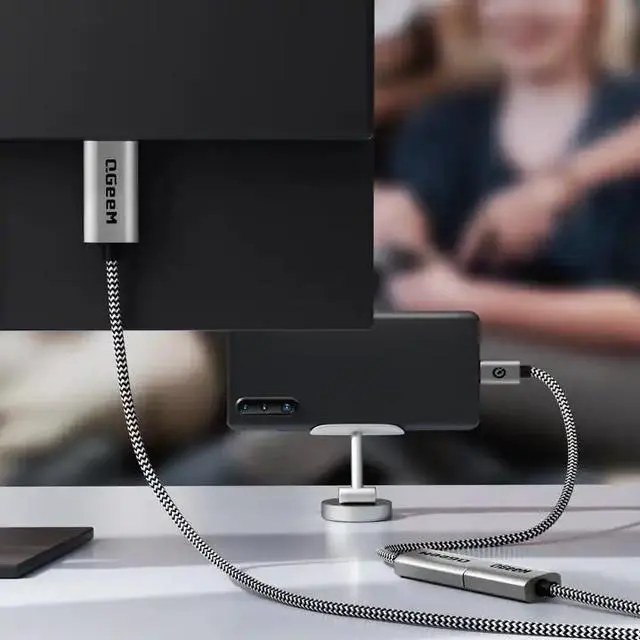 Alt view image 4 of 6 - USB C to Displayport Cable QGeeM Type C to DP 1.4 Convertor 8K60Hz 4K165Hz Compatible with Thunderbolt 3/4 and More USB C Device