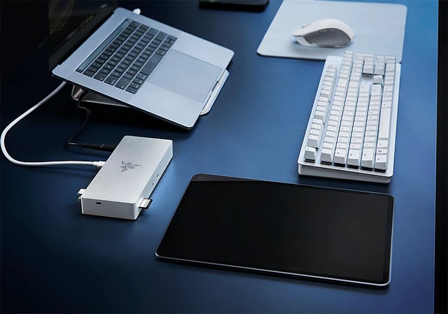 Alt view image 7 of 7 - Razer - Thunderbolt 4 Dock - Mercury