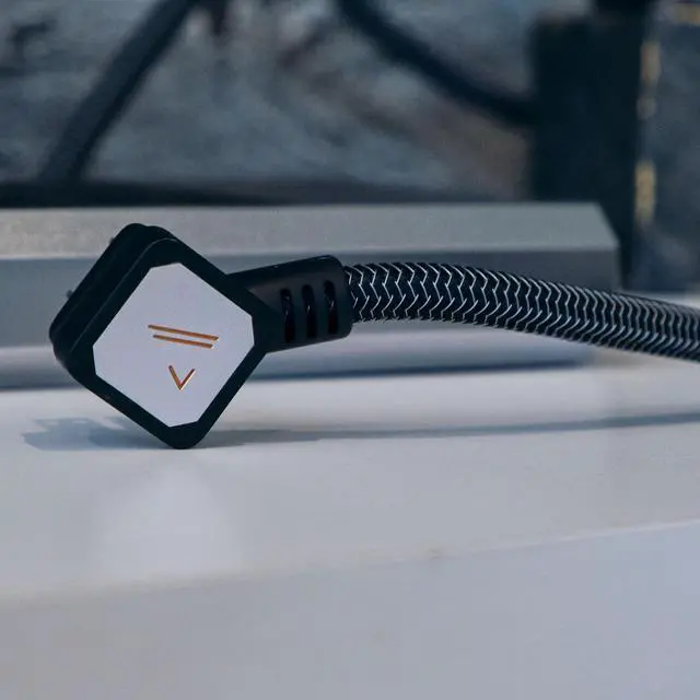 Alt view image 4 of 20 - Austere VII Series Power 8-Outlet With 45W USB-C PD port Omniport USB \\ 4,000 Joules, PureFiltration, Flameless MOV, Overcurrent Protection, SmartFit Outlets, WovenArmor Cable & Component Guarantee