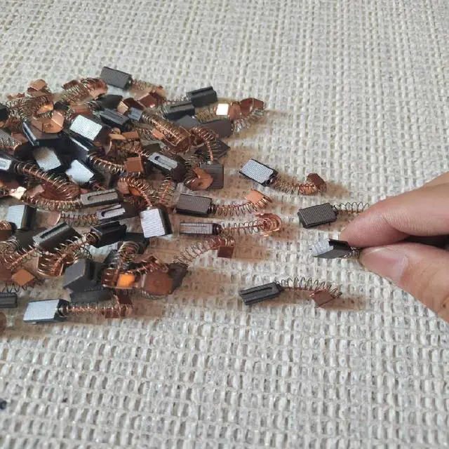 Main image of FOR 50pcs Carbon Brushes Replacement 5x8x12mm For Black Angle Grinder G720 Carbon Brush Power Tool Accessories 5 8 12mm