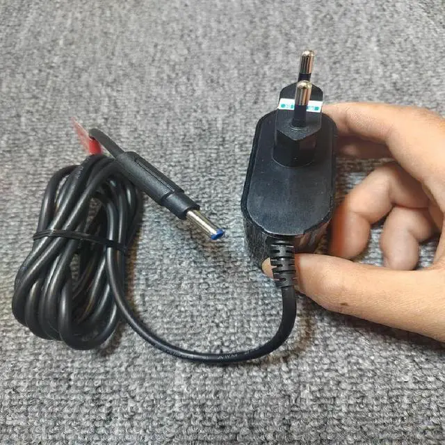 Main image of FOR Wireless Vacuum Cleaner Charger MC2805b 25V-29V V5 P5s P5 Pro P6 EU plug