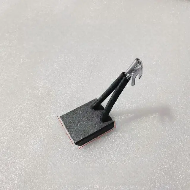 Main image of FOR 10PCS J260 electric vehicle brush 12.5 * 32 * 40 electric forklift carbon brush 12.5X31.5X28