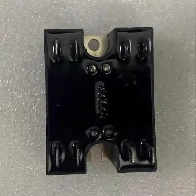 Main image of FOR 1PCS set of four solid-state relays SCQ842060 SQ24D25 TD2420Q SD24R50