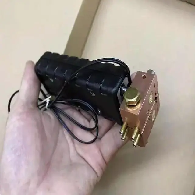 Main image of FOR A10 integrated spot welding pen welder handle assembly for 18650 lithium nickel plating, aluminum to nickel