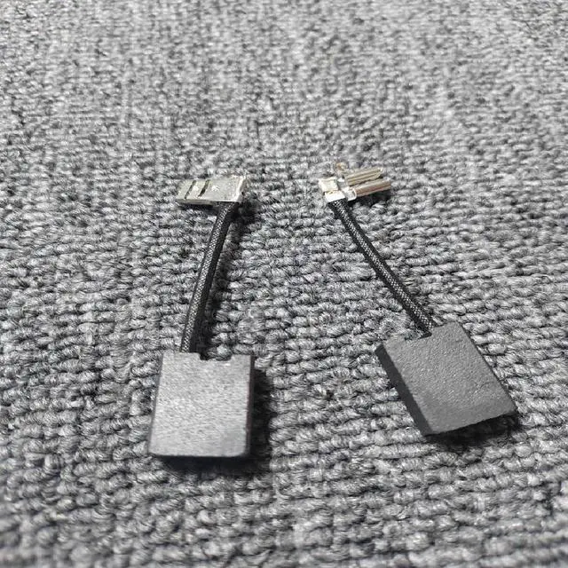 Main image of FOR Treadmill dedicated carbon brush 6*13*20mm for DC motor 6X13X20MM carbon brush available in various sizes, wear-resistant
