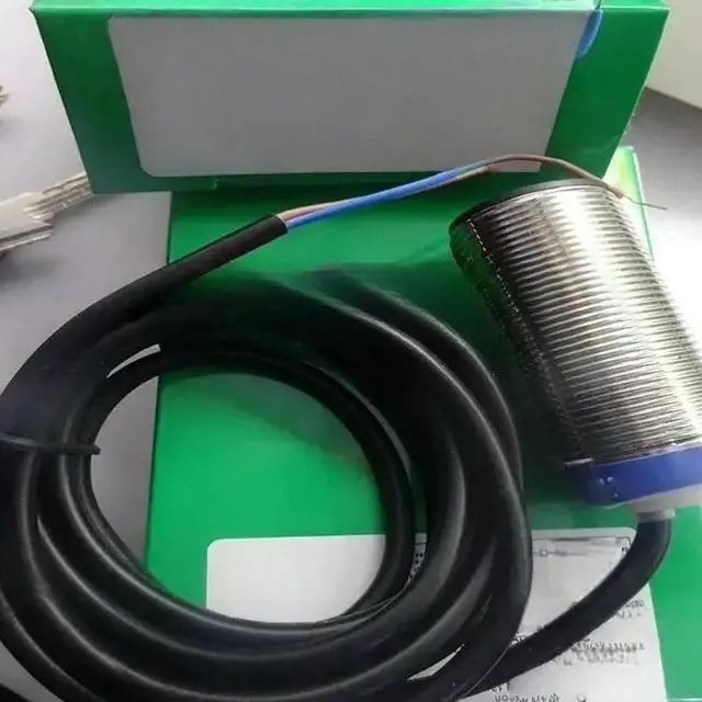 Main image of FOR 1PCS XS1M30MA230 XS1M30MB230 XS1M30MB230L2 XS1M30MA230L2