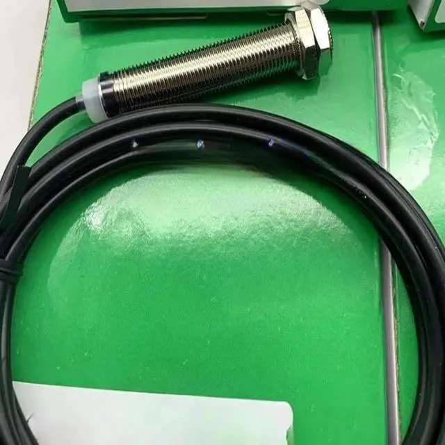 Main image of FOR 1PCS Proximity Switch XS612B1MAL10 XS612B1MBL10 Accessories