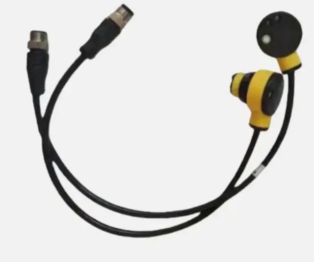 Main image of FOR 1PCS 42EF-P2MPB-A2 42EF-B1MPBE-F4 Photoelectric Switch