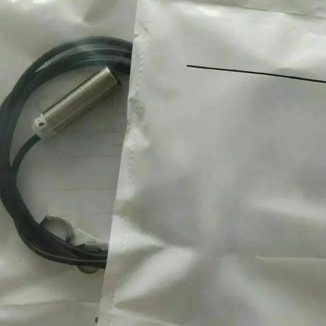 Main image of FOR 1PCS 872C-A5N18-A2 872C-A5N18-R3 872C-D15NE30-D4 872C-D8NP18-D4 872C-D8NN18-D4