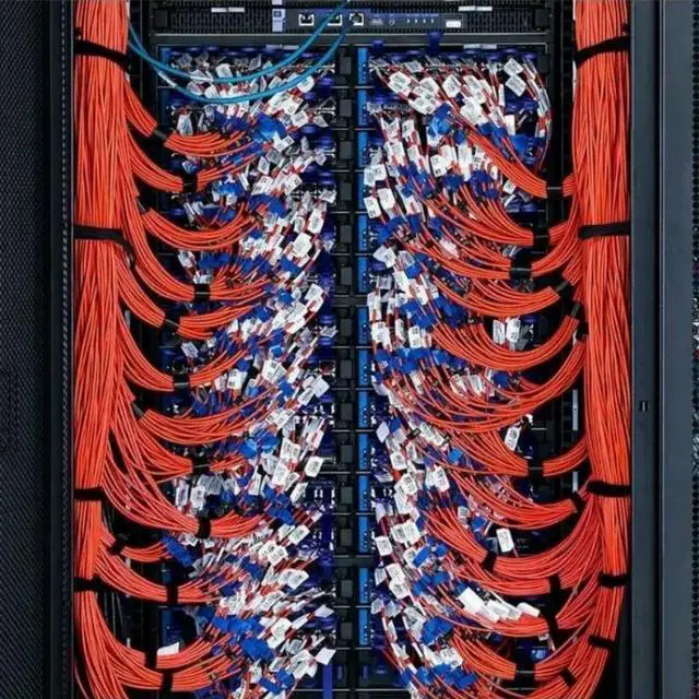 Main image of FOR Transportable 10/100Mbps Fast Ethernet Change 4 Port Net Center Dense Outlet Play Stable Connection for PC Access