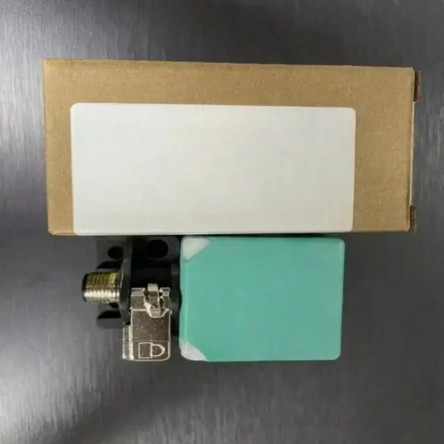 Main image of FOR 1PCS NBB20 Series NBB20-L2M-A2-V1 Inductive Proximity
