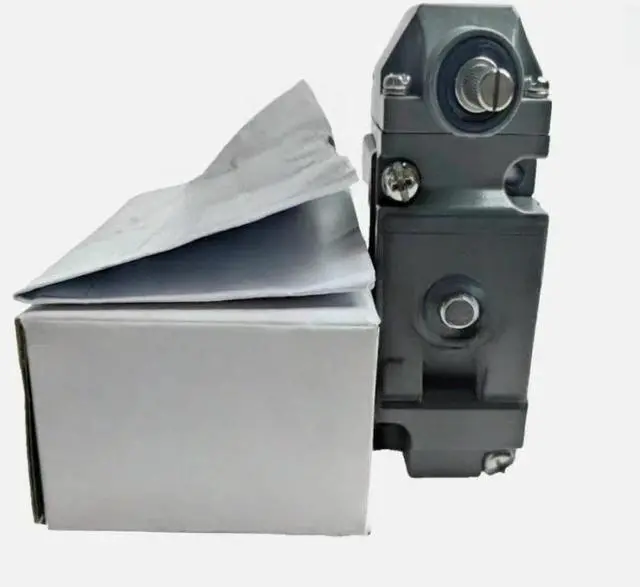 Main image of FOR 1PCS travel switch limit switch 802T-AP 802T-ATP