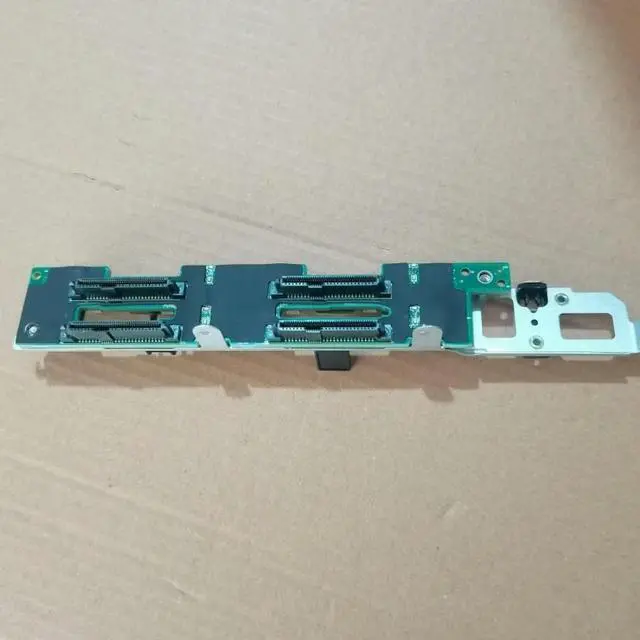 Main image of FOR 1pcs MX740C X4 Disk Backplane 06GVHR 6GVHR