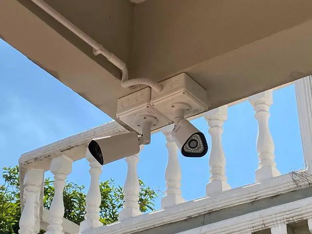 Alt view image 5 of 6 - Introducing AR4 Outdoor Bullet  Security Camera (White) Get a FREE 1-year plan exclusively on Newegg.  Enjoy continuous video recording all AI features.