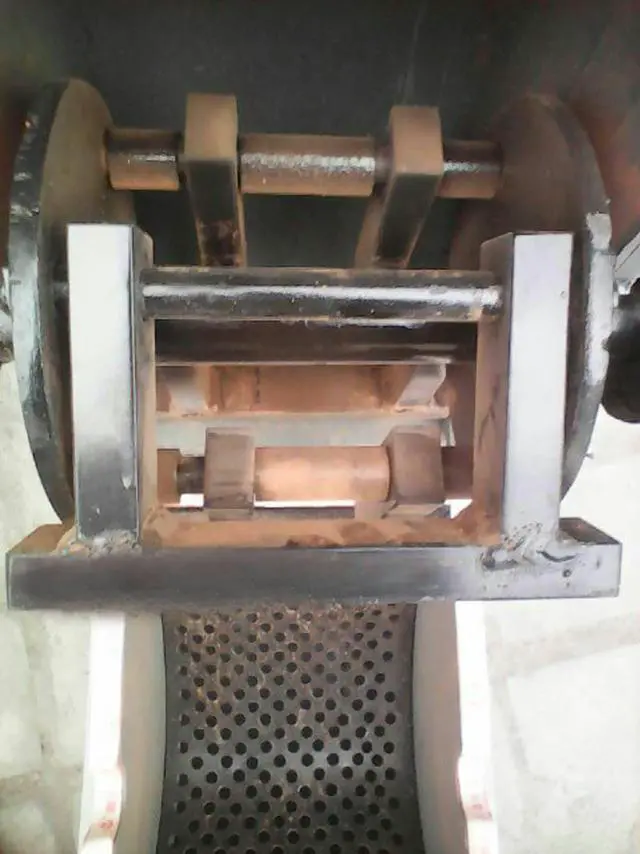 Alt view image 3 of 5 - Intsupermai Hammer Crusher Hammer Rock Crush Machine Electric Stone Shatter Grinder 220V